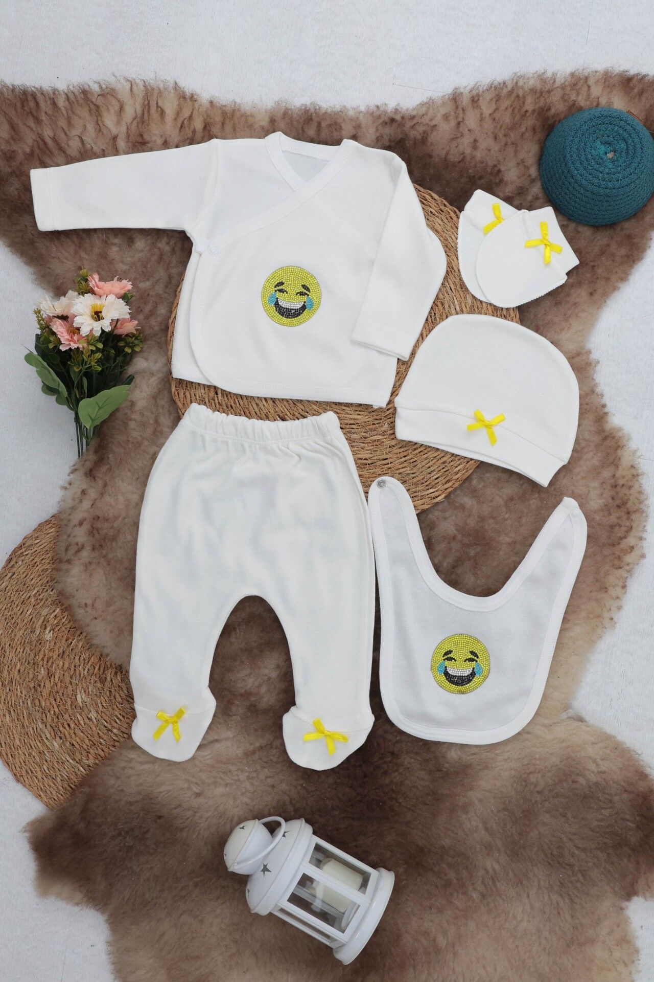 Sema Baby 5 Parça Gülen Surat Hastane Çıkışı Zıbın Seti 0-3 Ay